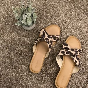 Old Navy leopard print sandals